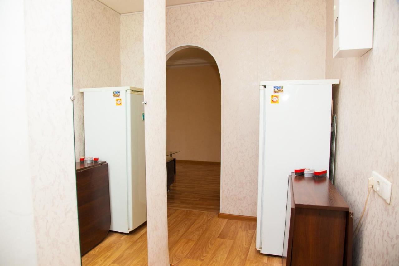Semi Luxury Apt On Yatsenka 8 Near Intourist Hotel Zaporizhia Buitenkant foto